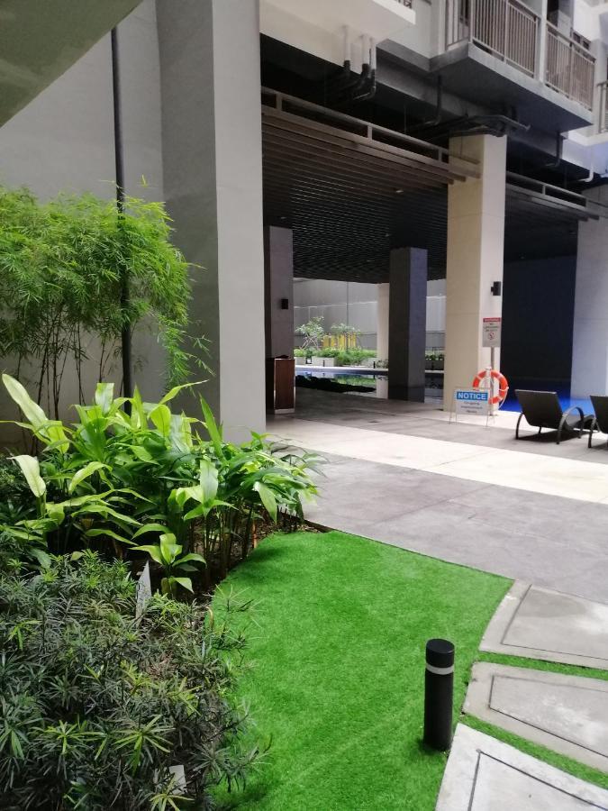 S Residencestower 3 - L&R Staycation Pasay Exterior photo